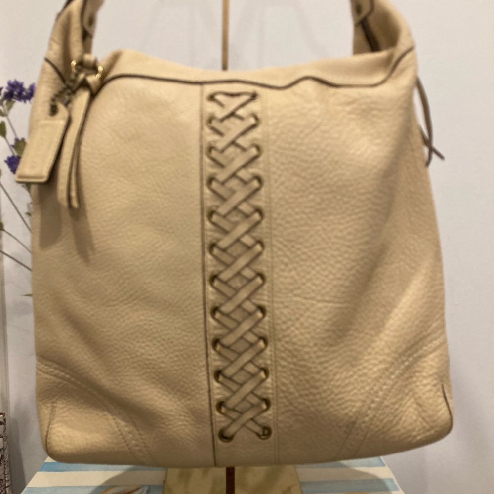 Vintage Coach Chelsea Pebbled Leather Laced Duffle Bag Beige  Style UC698-10282